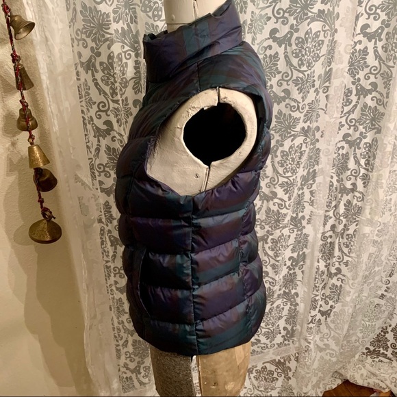 Lands’ End puffy plaid vest - Picture 2 of 7